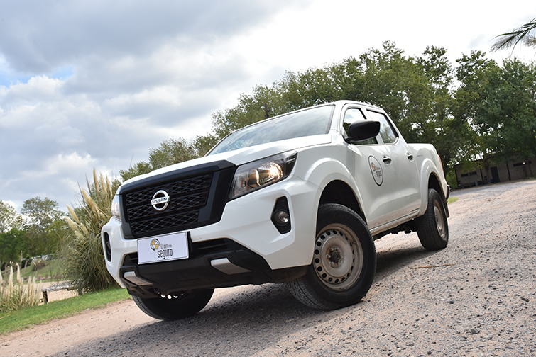 Nissan Frontier reconocida como “Pickup mediana más segura” por CESVI en Argentina